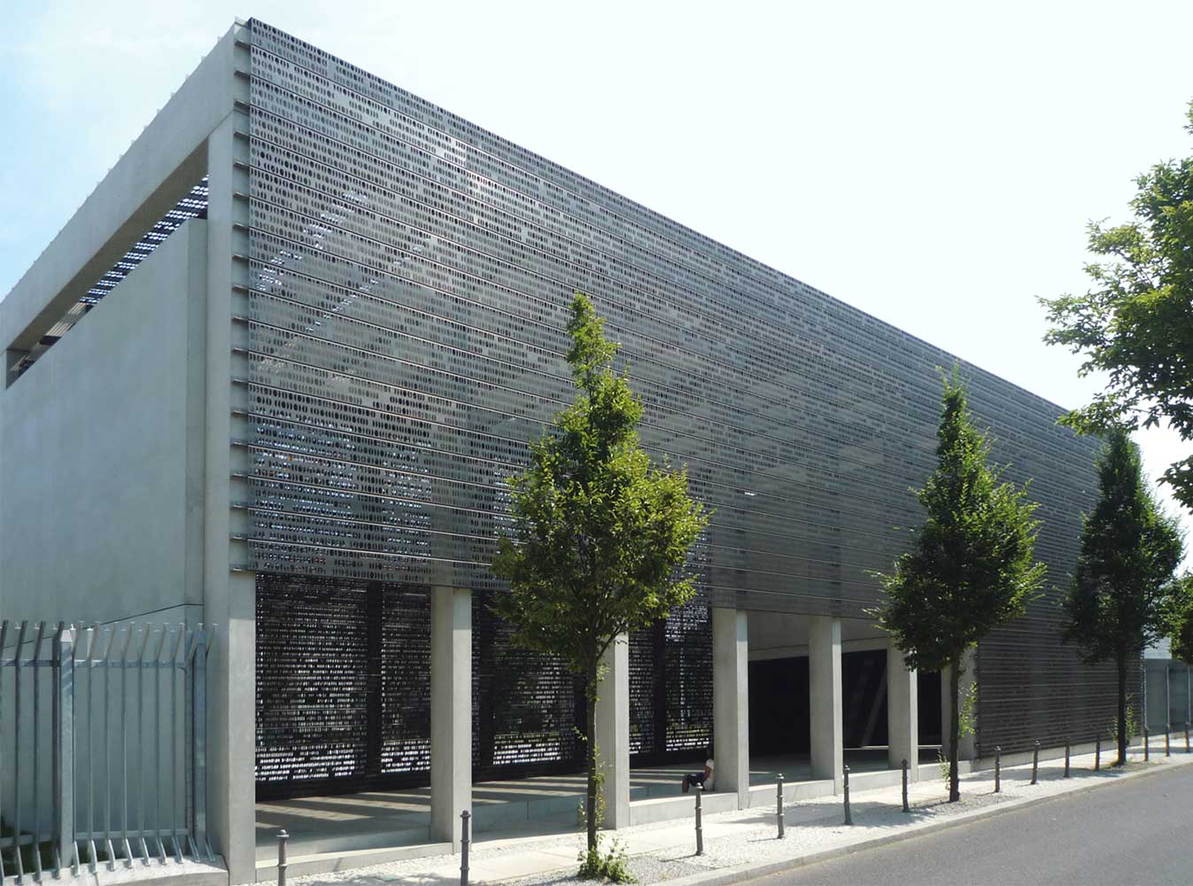 Fassade aus Bronze für das Ehrenmal der Bundeswehr Berlin